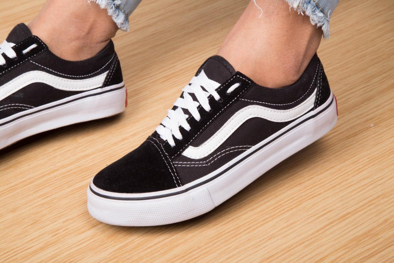 TENIS VANS OLD SKOOL PRETO/BRANCO