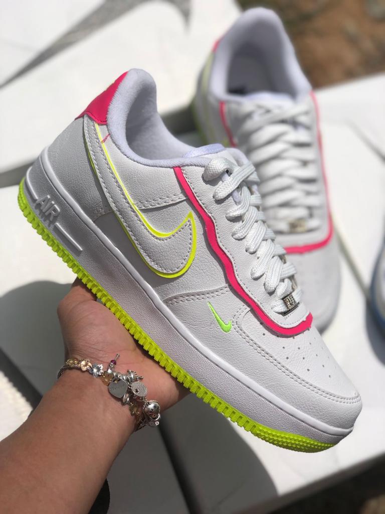 Tênis Nike Air Force 1 Shadow ROSA/LIMÃO - Feminino